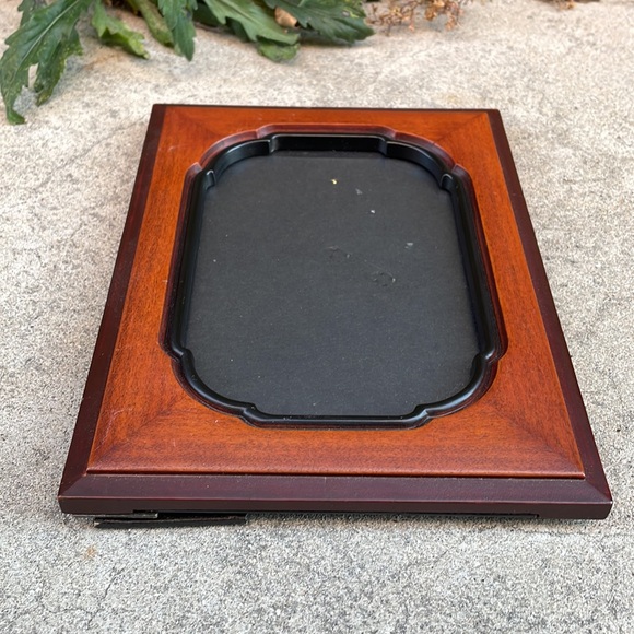 Vintage. Rectangular Wooden Portrait Frame - Picture 2 of 7